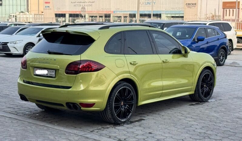 Porsche Cayenne GTS 2013 full