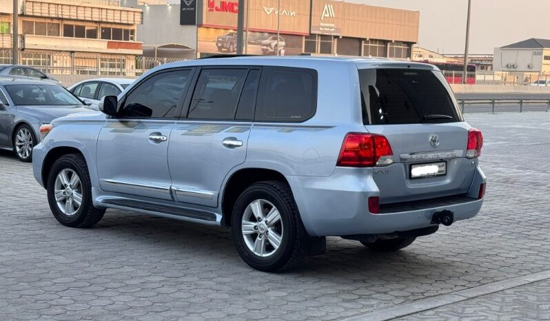 Toyota Land Cruiser 2013 full