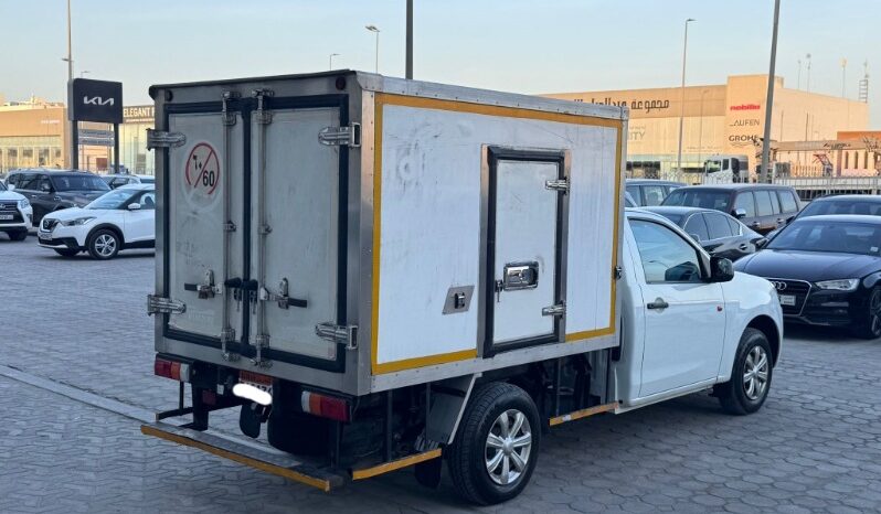 Isuzu Pickup 2021 full