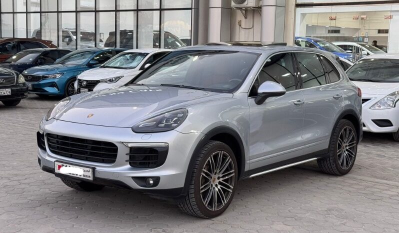 Porsche Cayenne 2015 full