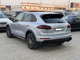 Porsche Cayenne 2015 full