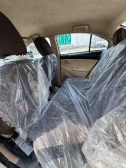 Toyota Yaris 2015 full