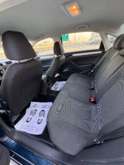 Volkswagen Passat 2018 full