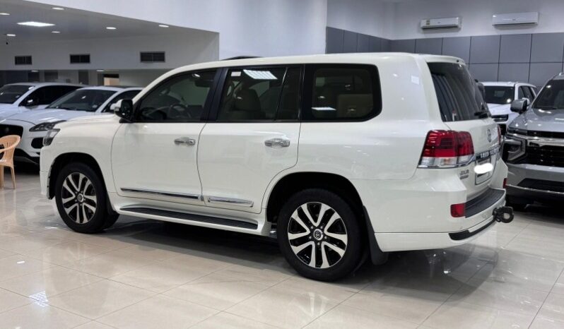 Toyota Land Cruiser 2019 full