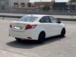 Toyota Yaris 2015 full