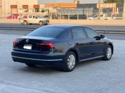 Volkswagen Passat 2018 full