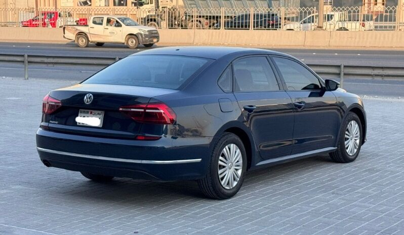 Volkswagen Passat 2018 full