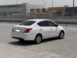 Nissan Sunny 2016 full