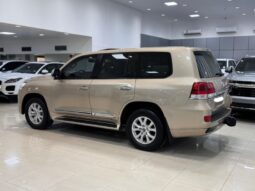 Toyota Land Cruiser 2016 full