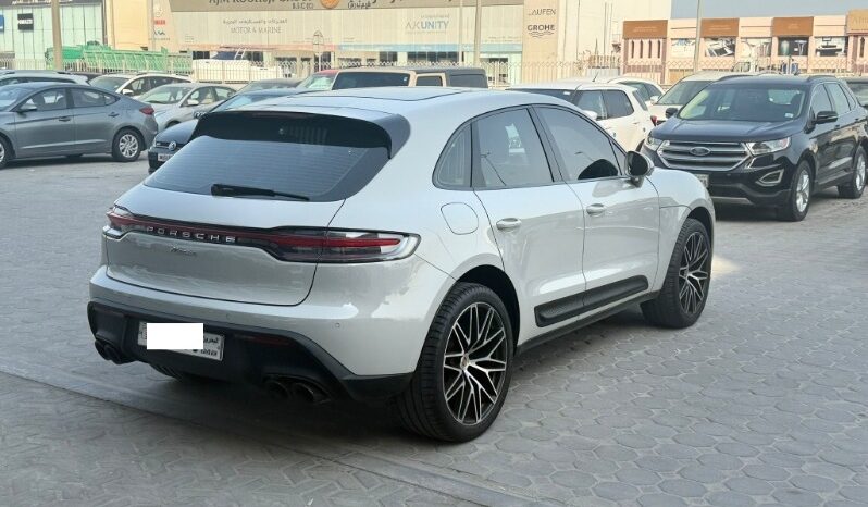 Porsche Macan 2023 full