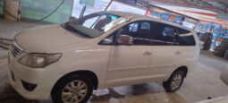 Toyota Innova 2010 full