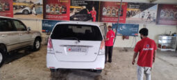 Toyota Innova 2010 full