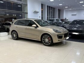 Porsche Cayenne GTS 2016