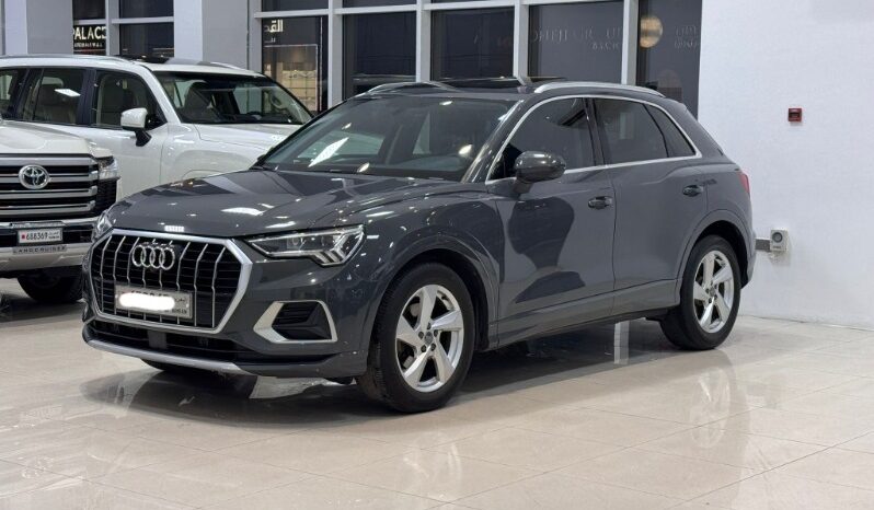 Audi Q3 2021 full