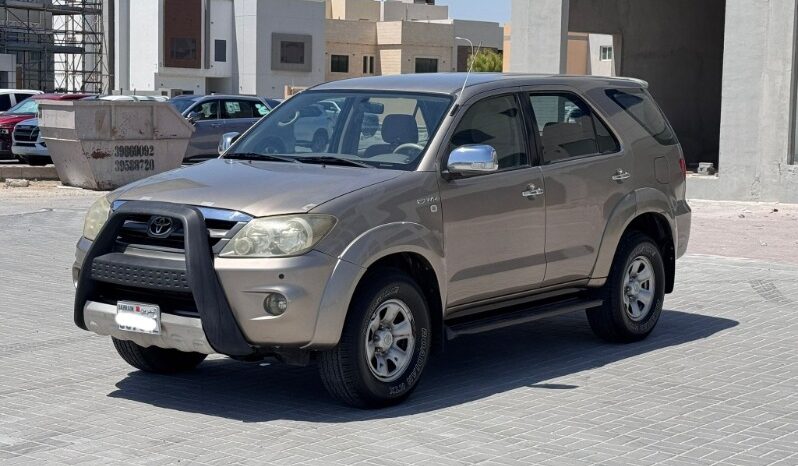 Toyota Fortuner 2008 full