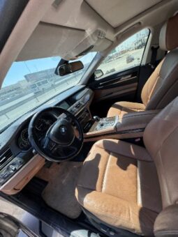 BMW 750i 2012 full