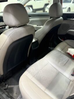 Hyundai Elantra 2017 full