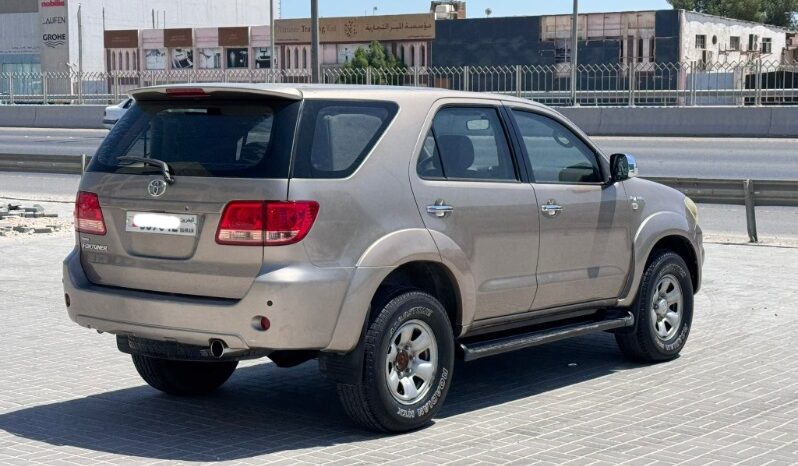 Toyota Fortuner 2008 full