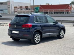 Volkswagen Tiguan 2012 full