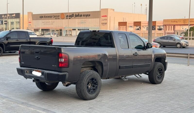 Chevrolet Silverado 2011 full