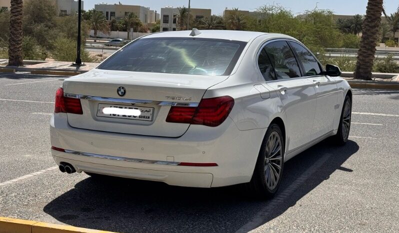 BMW 730i 2013 full