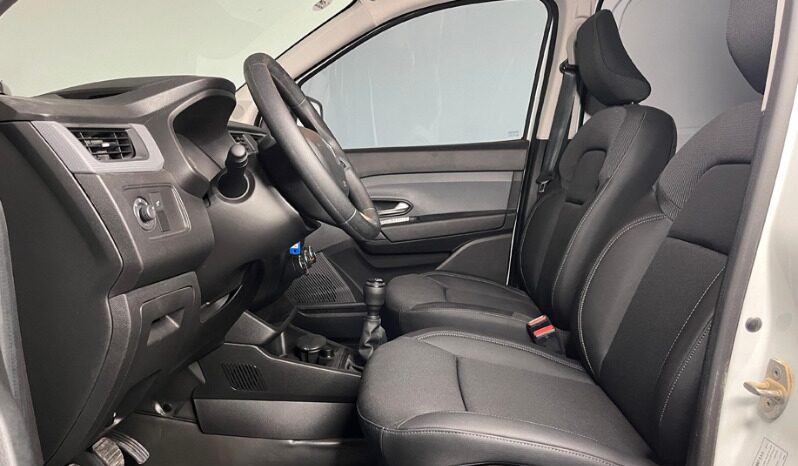 Renault Express Van 2024 full