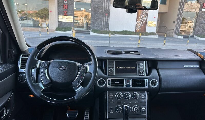 Land Rover Range Rover 2012 full