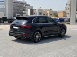 Porsche Cayenne 2015 full