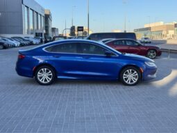 Chrysler 200 Series 2017 full