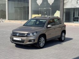 Volkswagen Tiguan 2015 full