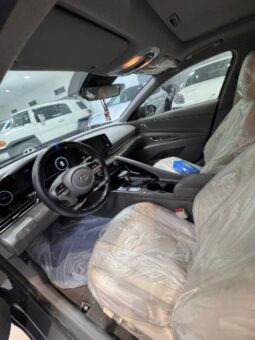 Hyundai Elantra 2024 full