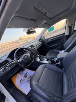 Volkswagen Passat 2018 full