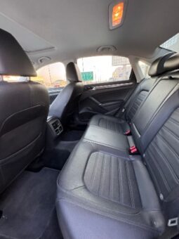 Volkswagen Passat 2018 full