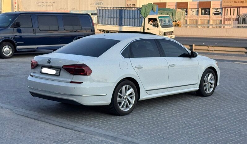 Volkswagen Passat 2018 full