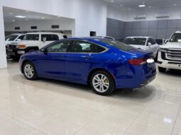 Chrysler 200 Series 2017 full