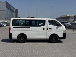 Nissan URVAN 2017 full