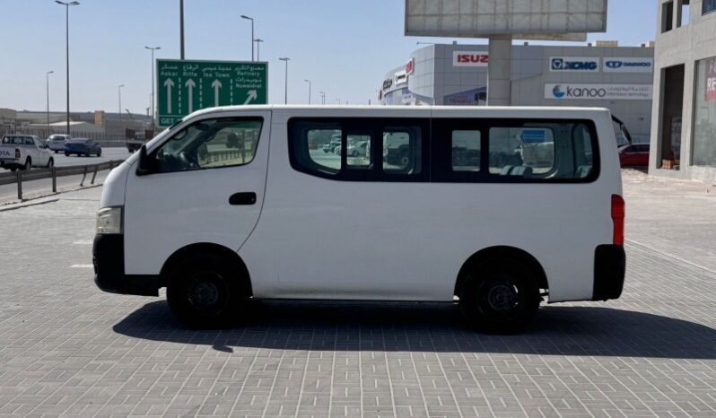 Nissan URVAN 2017 full