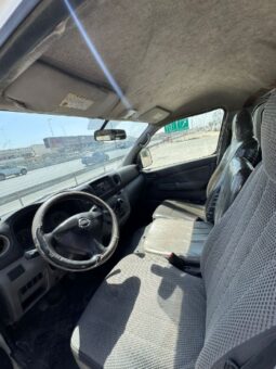 Nissan URVAN 2017 full