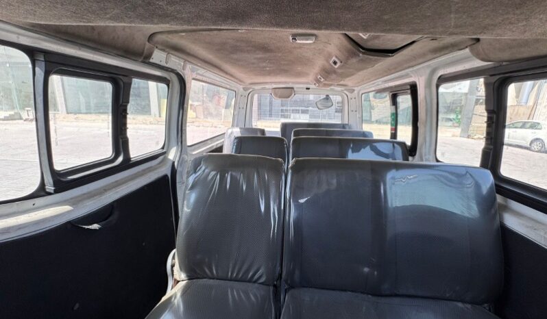 Nissan URVAN 2017 full