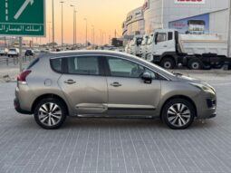 Peugeot 3008 Crossover 2015 full