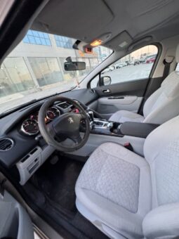 Peugeot 3008 Crossover 2015 full