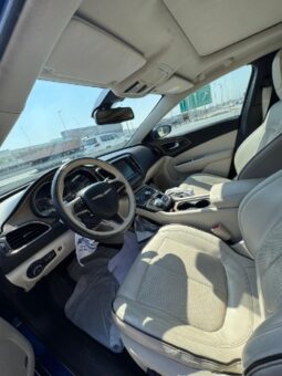 Chrysler 200 Series 2017 full