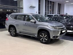 Mitsubishi Montero 2016