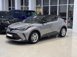 Toyota CH-R Hybrid 2020 full