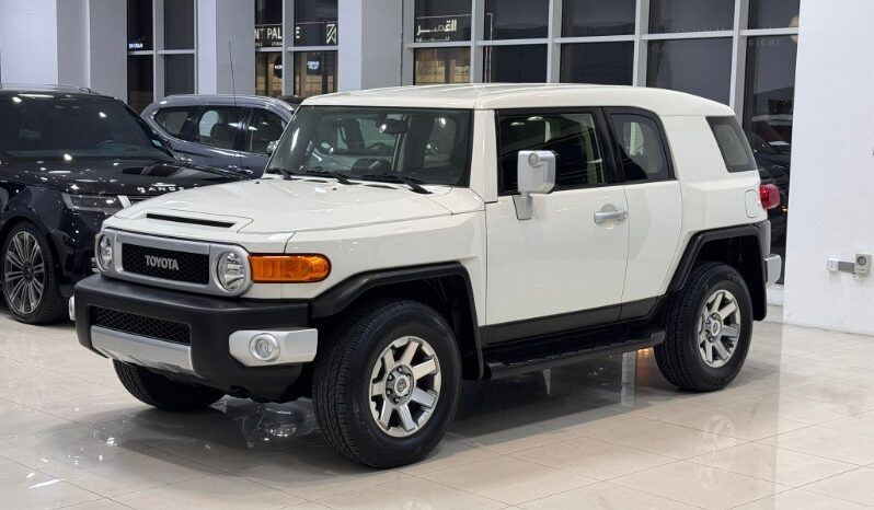 Toyota Fj Cruiser 2022 full