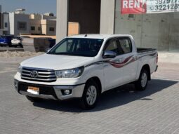 Toyota Hilux full