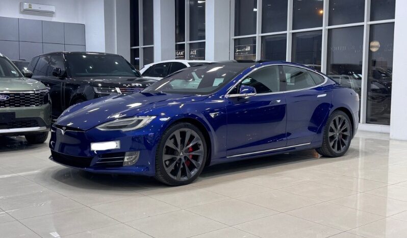 Tesla S-Model 2019 full