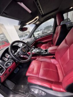 Porsche Cayenne GTS 2016 full