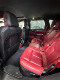 Porsche Cayenne GTS 2016 full