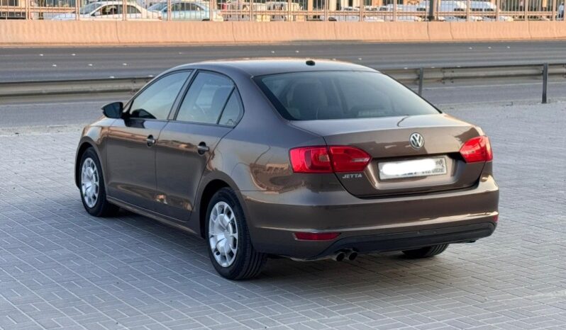 Volkswagen Jetta 2012 full